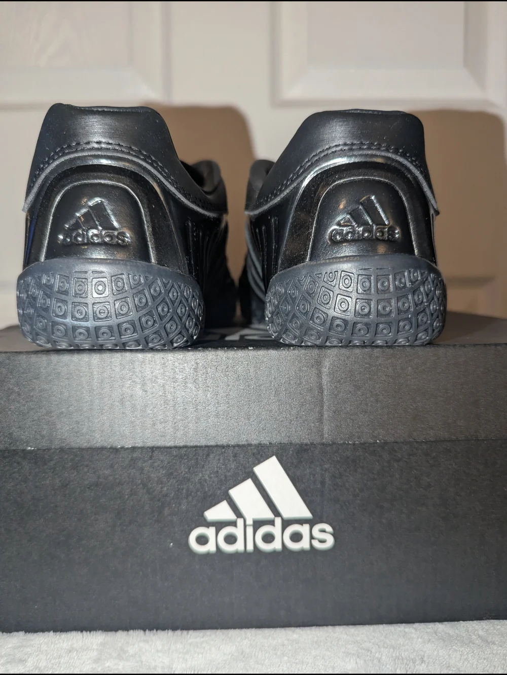 adidas triple black